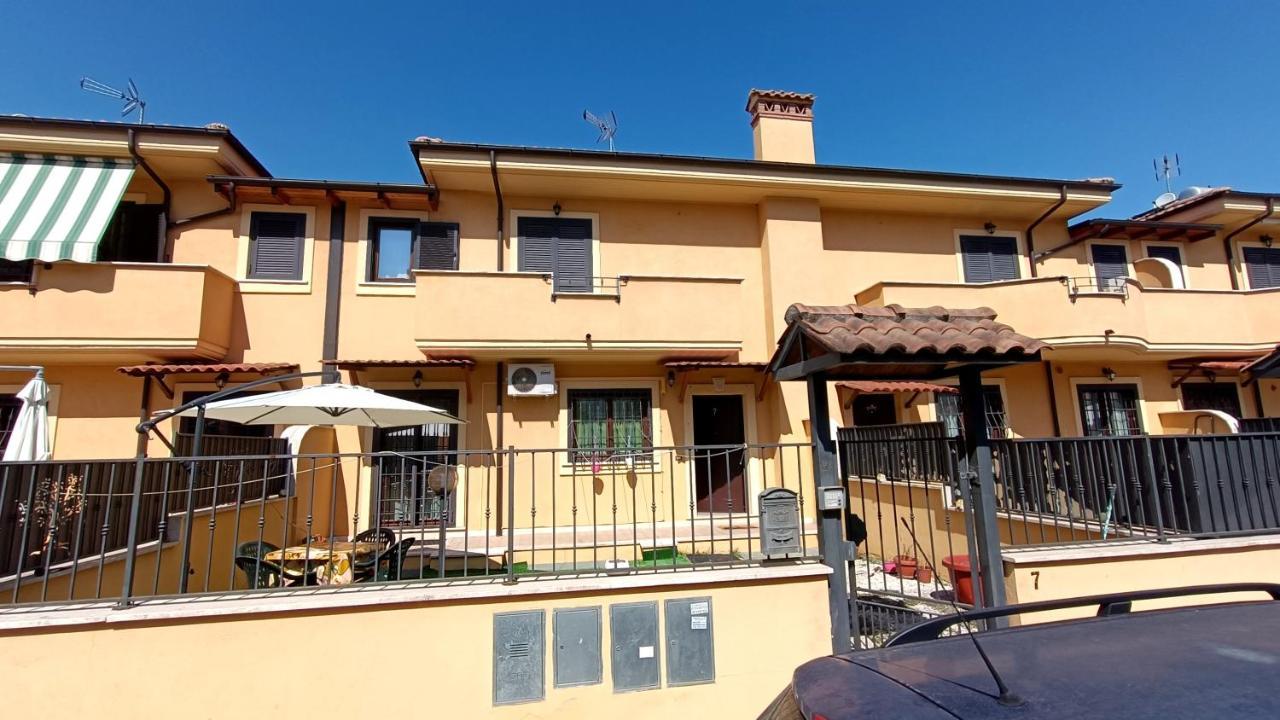 Casaledo Roma Villa Bagian luar foto
