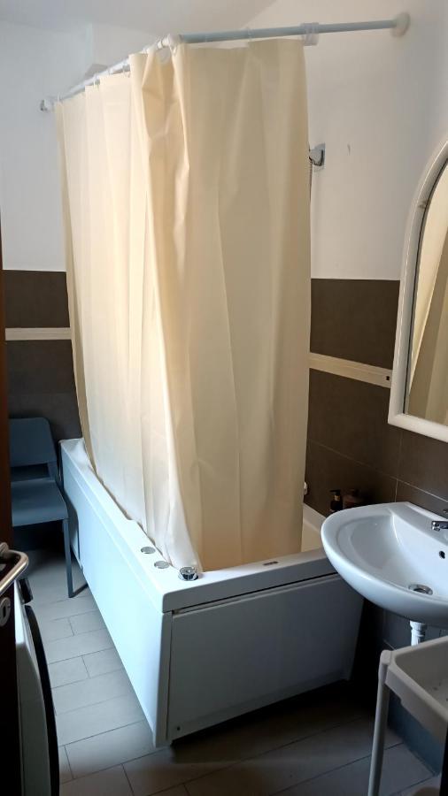 Casaledo Roma Villa Bagian luar foto
